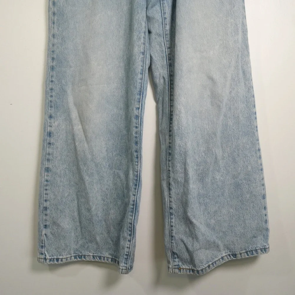 Levi's '94 Baggy Wide Leg Jeans Women 28 Light Wash Blue Denim Mid Rise Retro - Picture 3 of 10